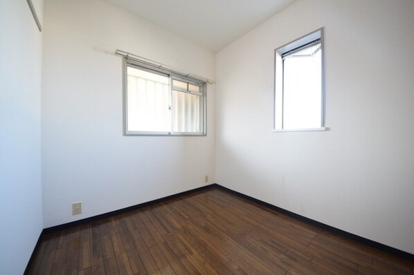 パークサイドテラス千人町の物件内観写真